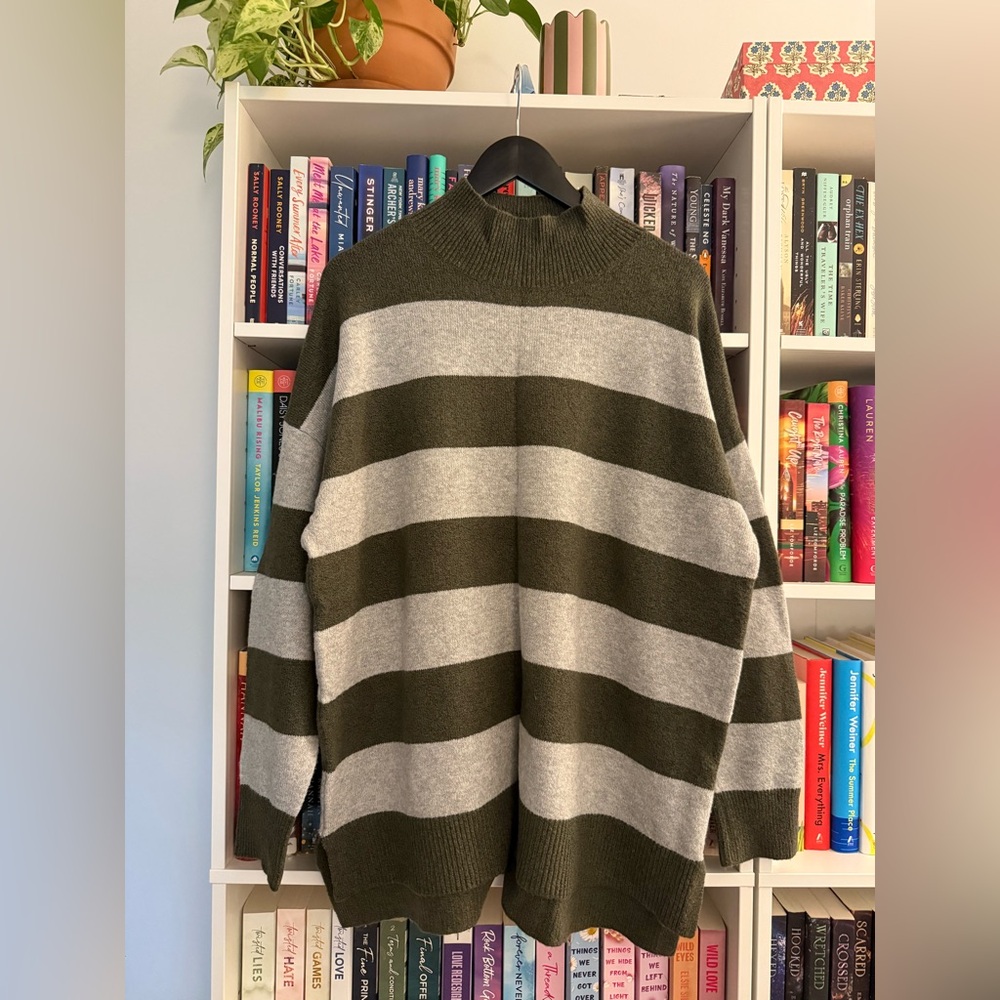 LOFT Sweater